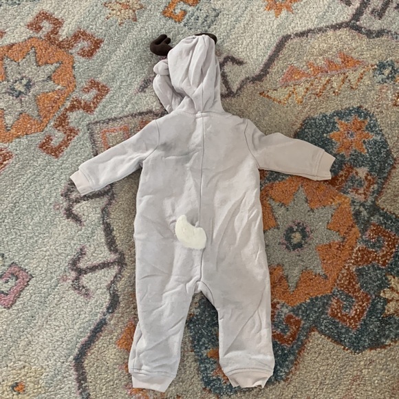 Adorable Sweeatsuit - Picture 4 of 4